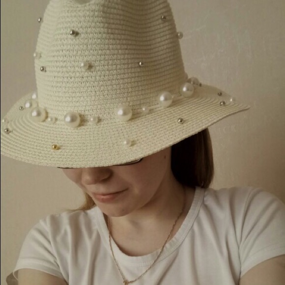 Trendy Straw Hat / COMING SOON ❗️ - Picture 3 of 5